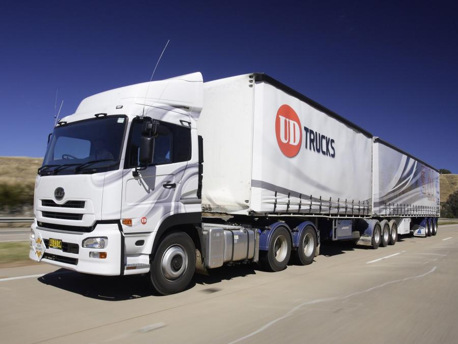  UD Trucks Quon GW Tractor 2010 года  (фото 4 из 6)